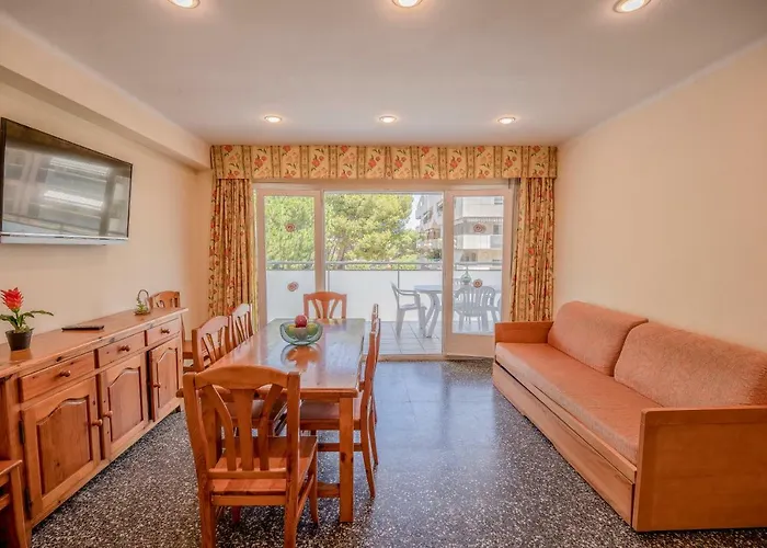 Rentalmar Goya סאלו